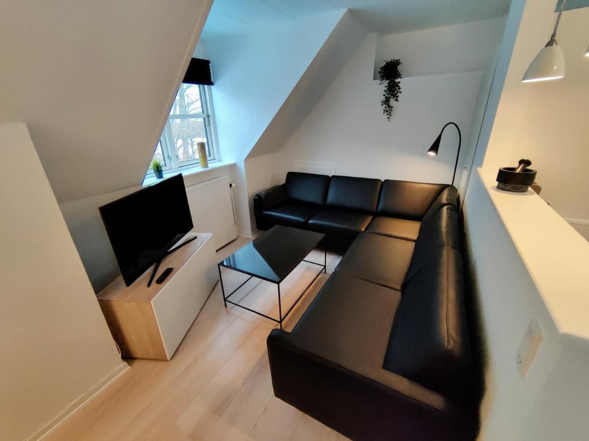 Hovedgård ホヴェドガールデン ベッド&ブレックファースト Bed & Breakfast エクステリア 写真