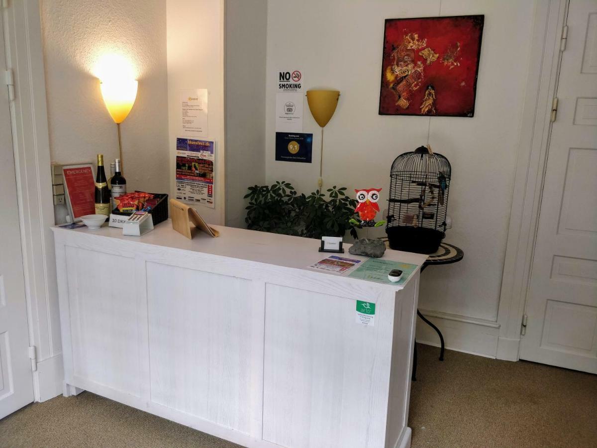 Hovedgård ホヴェドガールデン ベッド&ブレックファースト Bed & Breakfast エクステリア 写真